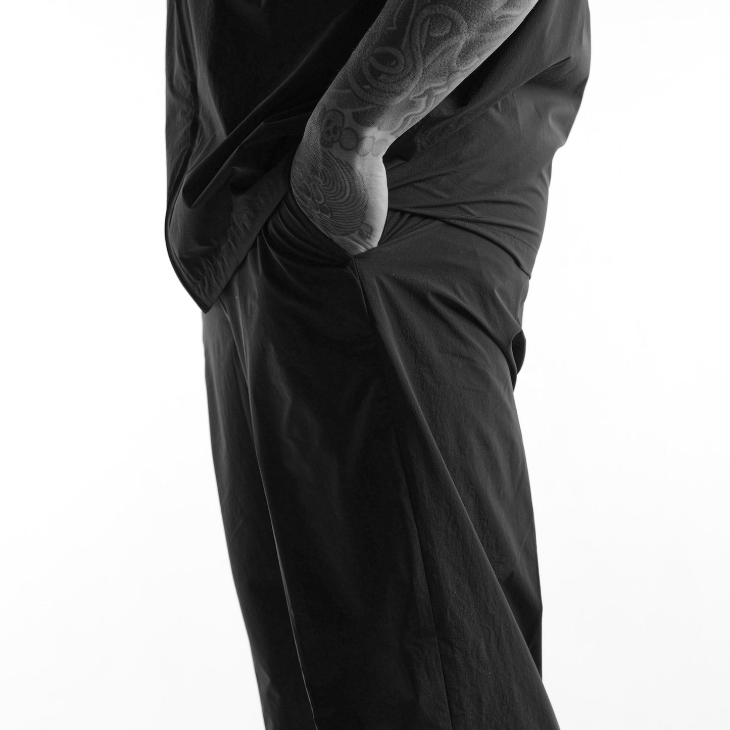 Relaxed Nylon Slacks - Black